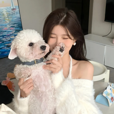 戴珍珠耳环的少女